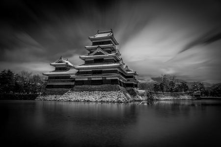 Matsumoto Castle, also known as the "Crow Castle" is a Japanese National Treasure. Matsumoto Castle is a flatland castle built in 1593, it is one of the few remaining original castles in Japanのeditorial素材