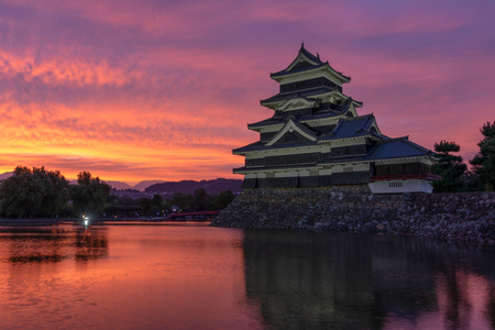Matsumoto Castle, also known as the "Crow Castle" is a Japanese National Treasure. Matsumoto Castle is a flatland castle built in 1593, it is one of the few remaining original castles in Japanのeditorial素材