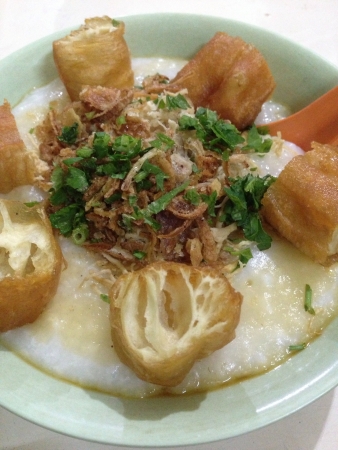 Delicious food .... Chicken porridge with Ca kwe.の素材