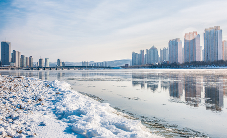 View of urban city in winterのeditorial素材