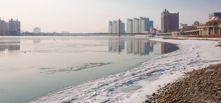 View of urban city in winterのeditorial素材