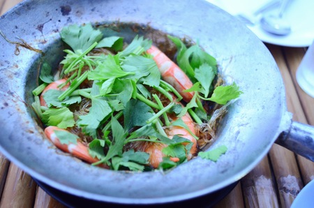 prawns with vermicelli in potの写真素材