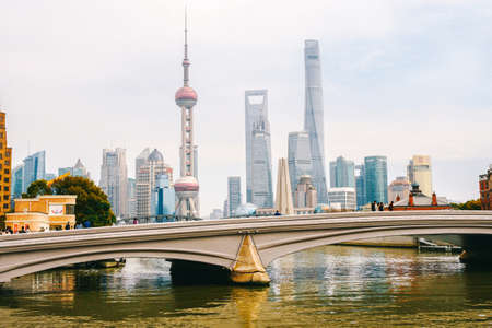 Lujiazui Oriental Pearl Tower, Shanghai Bundのeditorial素材