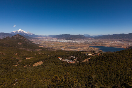 Jade Dragon Snow Mountainの写真素材