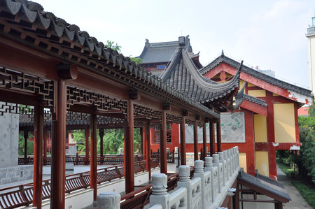Pilu Temple Corridor, Nanjing, Jiangsu Province, China. Pilu Temple was built in 1522 AD, and is one of the most antique temples in Nanjing.の写真素材