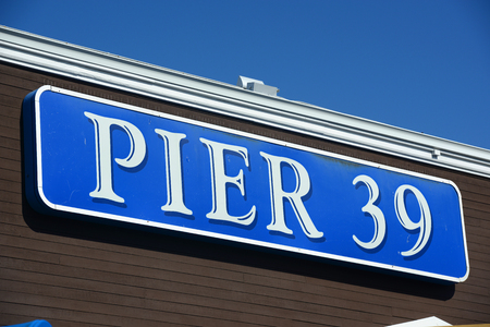 Pier 39 Sign at Fishermans Wharf in downtown San Francisco, California, USA.のeditorial素材
