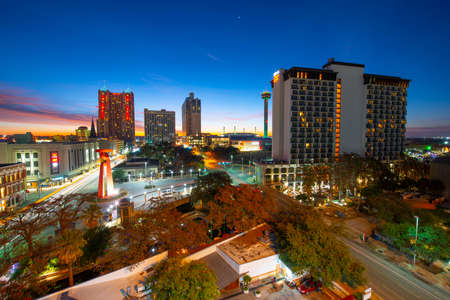 San Antonio city skyline panorama at sunrise twilight in downtown San Antonio, Texas, USA. The skyline in this photo includes Marriott Rivercenter.のeditorial素材
