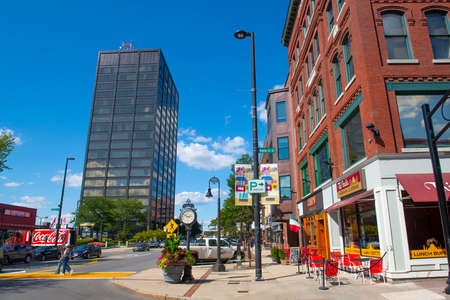 Brady Sullivan Plaza building at 1000 Elm Street in downtown Manchester, New Hampshire NH, USA.のeditorial素材