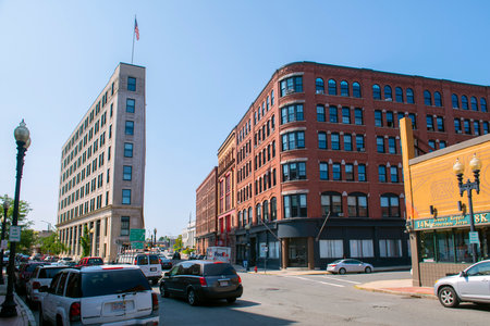 Historic flatiron building at Willow Street and Central Street in historic downtown Lynn, Massachusetts MA, USA.のeditorial素材