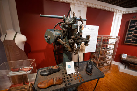 Antique shoemaking machine in Lynn Museum and Historical Society at 590 Washington Street in historic downtown Lynn, Massachusetts MA, USA.のeditorial素材