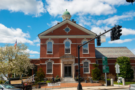Memorial Hall Library on Main Street near Old Town Hall in historic town center of Andover, Massachusetts MA, USA.のeditorial素材