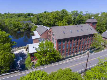 Sandford Mill on Charles River aerial view in Medway historic town center in summer, Medway, Boston Metro West area, Massachusetts MA, USA.のeditorial素材