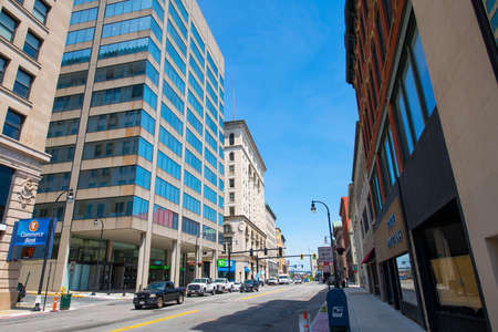 Guaranty Bank Building at 370 Main Street near City Hall in downtown of Worcester, Massachusetts MA, USA.のeditorial素材