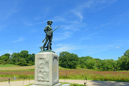 Minute Man Statue at North Bridge in Minute Man National Historic Park in historic town center of Concord, Massachusetts MA, USA.のeditorial素材