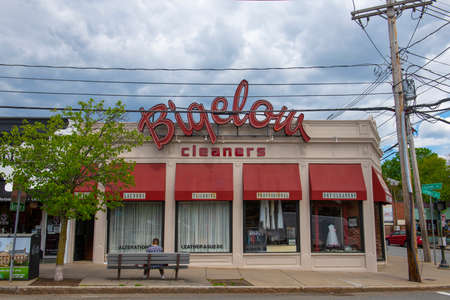 Bigelow Cleaners at 215 Summer Street at Langley Road at Newton Centre in city of Newton, Massachusetts MA, USA.のeditorial素材