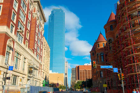 Main Street modern city view at Houston Street with Bank of America Plaza building at 901 Main Street in downtown Dallas, Texas TX, USA.のeditorial素材
