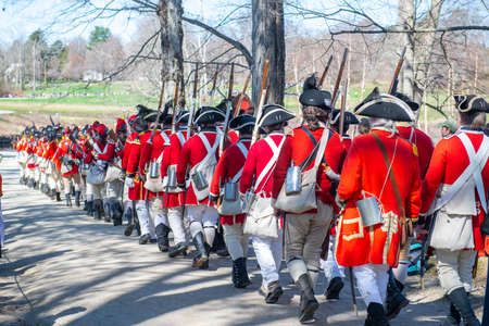 British soldier in American Revolutionary War reenactment in Minute Man National Historical Park in Concord, Massachusetts MA, USA.のeditorial素材