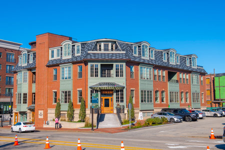 BankProv building at 25 Maplewood Avenue in downtown Portsmouth, New Hampshire NH, USA.のeditorial素材