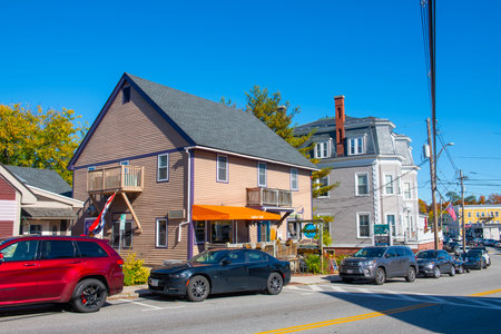 Lydia's Cafe in fall at 33 N Main Street in historic town center of Wolfeboro, New Hampshire NH, USA.のeditorial素材