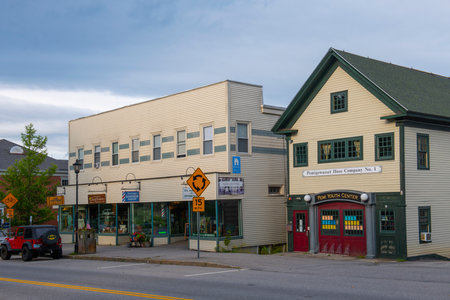 Historic commercial buildings on Main Street in town center of Plymouth, New Hampshire NH, USA.のeditorial素材