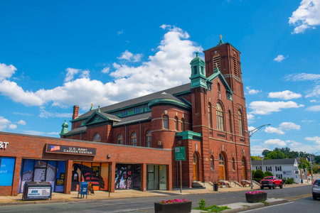 Sacred Hearts Parish Church at 315 Main Street in historic city center of Malden, Massachusetts MA, USA.のeditorial素材