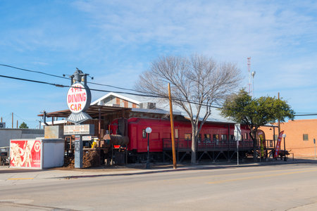 Big Tex BBQ restaurant in a train dinning car on Railroad Avenue in historic city center of Willcox, Arizona AZ, USA.のeditorial素材