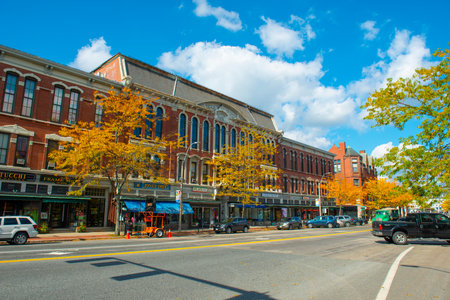 Historic commercial buildings on Main Street at Natick Common in historic town center of Natick, Massachusetts MA, USA.のeditorial素材