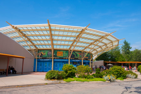Mystic Aquarium main entrance in village of Mystic in town of Stonington, Connecticut CT, USA.のeditorial素材