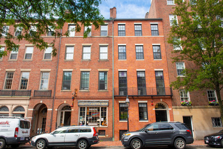 Historic commercial buildings on Charles Street between Revere St and Pinckney Street in Beacon Hill district, city of Boston, Massachusetts MA, USA.のeditorial素材