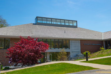 Scituate Town Library at 85 Branch Street in historic town center of Scituate, Massachusetts MA, USA.の写真素材