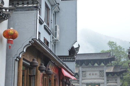 Traditional buildings in Xiaoqi Village, Wuyuan, Jiangxiのeditorial素材