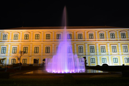 Fountain night light of landmark of sanamluang bangkok thailandの写真素材