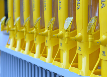 BANGKOK - NOV 22: Boon Rawd Brewery dispenser with beer at Central World on Nov 22, 2014 in beer festival Bangkok. It is founded in 1933 by Boonrawd Srethabutra in Thailand which also makes and sells soft drinks.のeditorial素材
