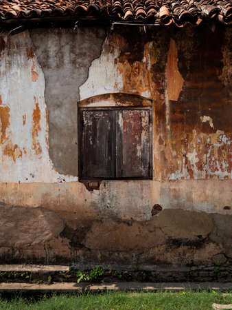 Close up of abandoned house in Sri Lankaの写真素材
