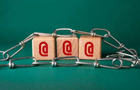Cubes with the inscription Q and A on a green backgroundの写真素材