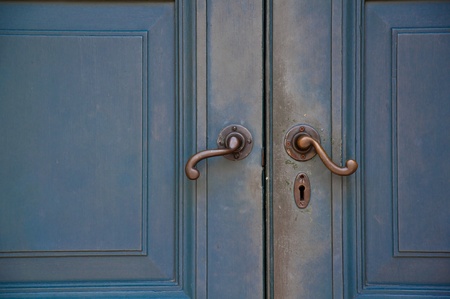 ancient design handle door in templeの写真素材
