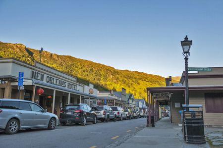 Arrowtown, New Zealand - February 2016: Old classic buildings and shops on Buckingham Street in the historic town of Arrowtownのeditorial素材
