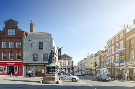 Windsor, UK - April 2018: Queen Victoria Statue on Castle Hill Street and High Street next to Windsor Castle in the town of Windsor, Berkshire, Englandのeditorial素材