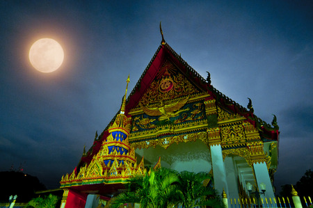 FULL MOONの写真素材