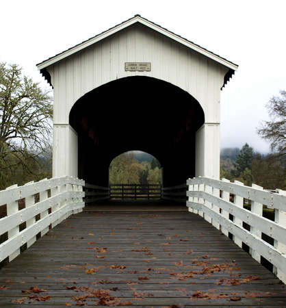 View of the Currin covered bridge in Cottage Grove, Oregonの写真素材