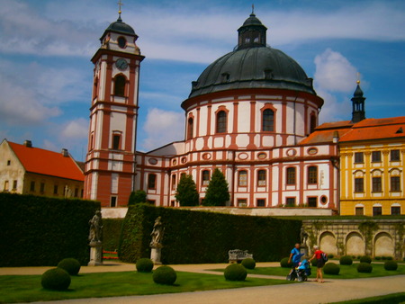 Famous Baroque chateau Jaromerice over Rokytnou Czech Republicのeditorial素材
