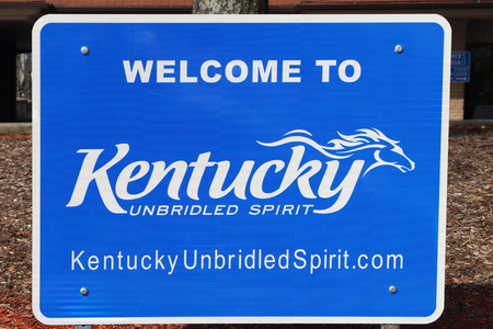 LEXINGTON, KY-MAY, 2015:  Welcome to Kentucky signのeditorial素材