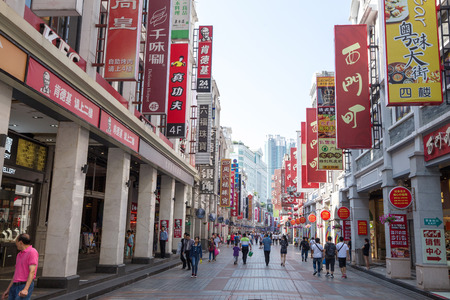 Guangzhou,China - Oct,24,2015: Peoples shopping in holiday,here is the famous place name's ShangXiaJiu in Guangzhou GuangDong China.のeditorial素材