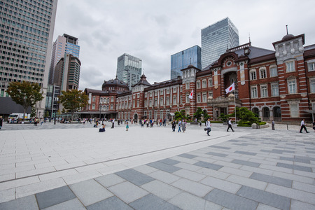 tokyo,japan - oct,8,2018:The tokyo railway station is the landmark in this city,many peoples came here to tourism.のeditorial素材