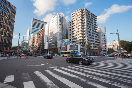 tokyo,japan - oct,6,2018:road beside the tsukiji tokyo japan,many peoples come here everyday.のeditorial素材