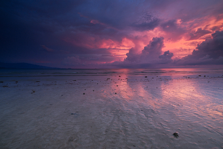 Nice sunset over seaの写真素材