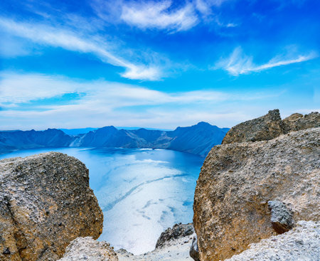 In early autumn, the Tianchi Lake in Changbai Mountain presents the most beautiful sceneryの写真素材