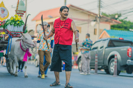 KANCHANABURI THAILAND - APRIL 13 : The villagers celebrate Songkran Festival on the road on April 13,2018 at Ban Nong Khao Thamuang in Kanchanaburi, Thailandのeditorial素材