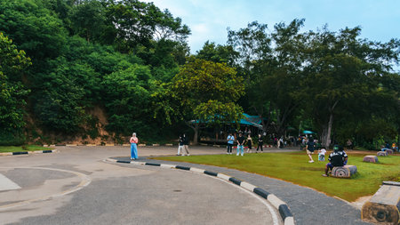 RAYONG,THAILAND-AUGUST 13,2023 : Unidentified tourists enjoy sightseeing beautiful viewpoint at Khao Leam Ya - Mu Ko Samet National Park Thailand. Famous attraction landmark. Beautiful landscape view.のeditorial素材