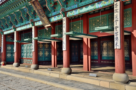 korean traditional door open system for summer seasonのeditorial素材